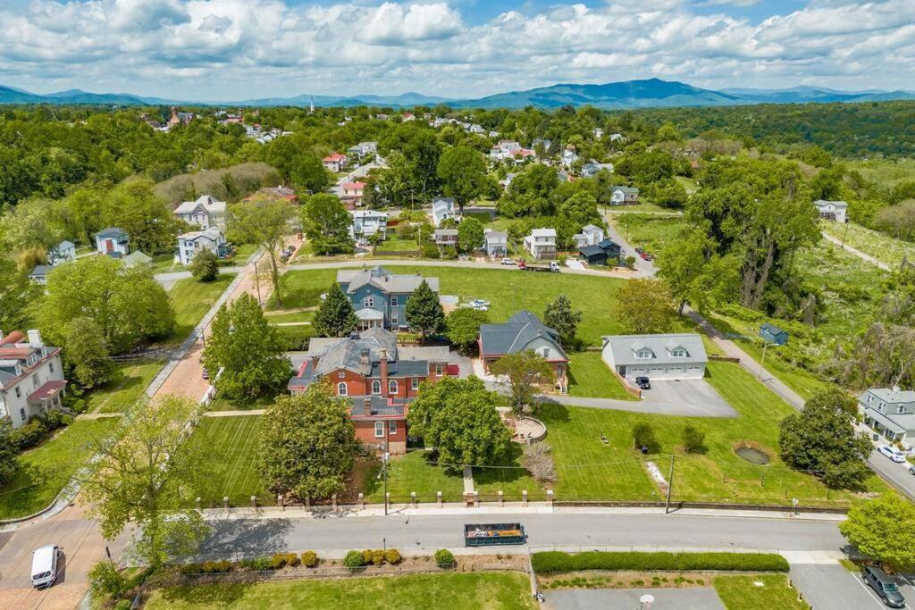 The Long Run - 2 Ca King Sized Beds+ - Sleeps 8-10 Apartment Lynchburg Luaran gambar
